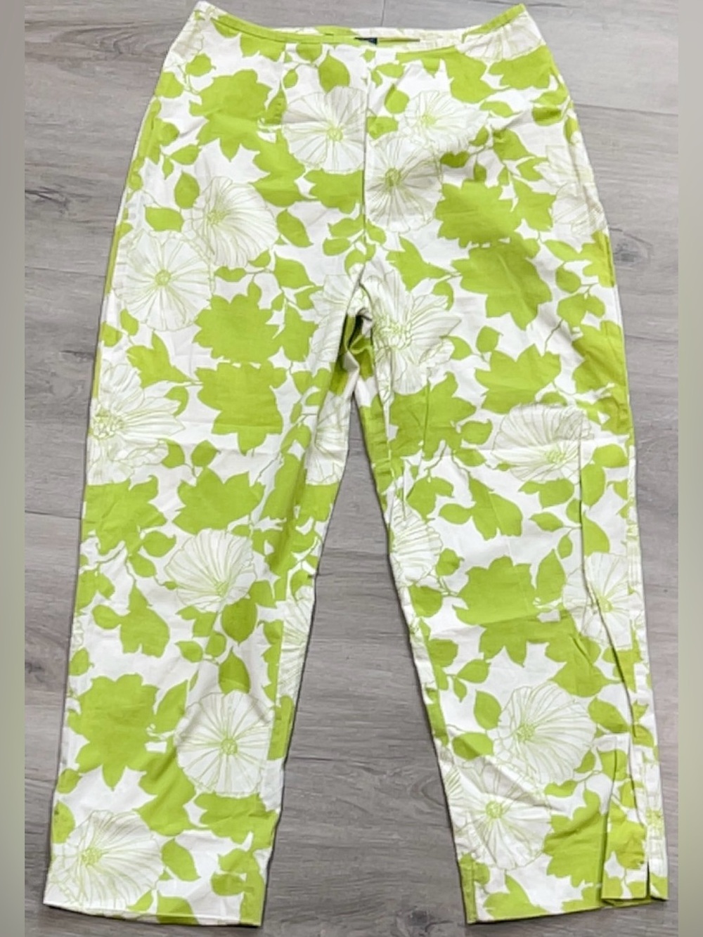 J. McLaughlin Green White Floral Cotton Crop Pants Size 2 Side Zip USA Made